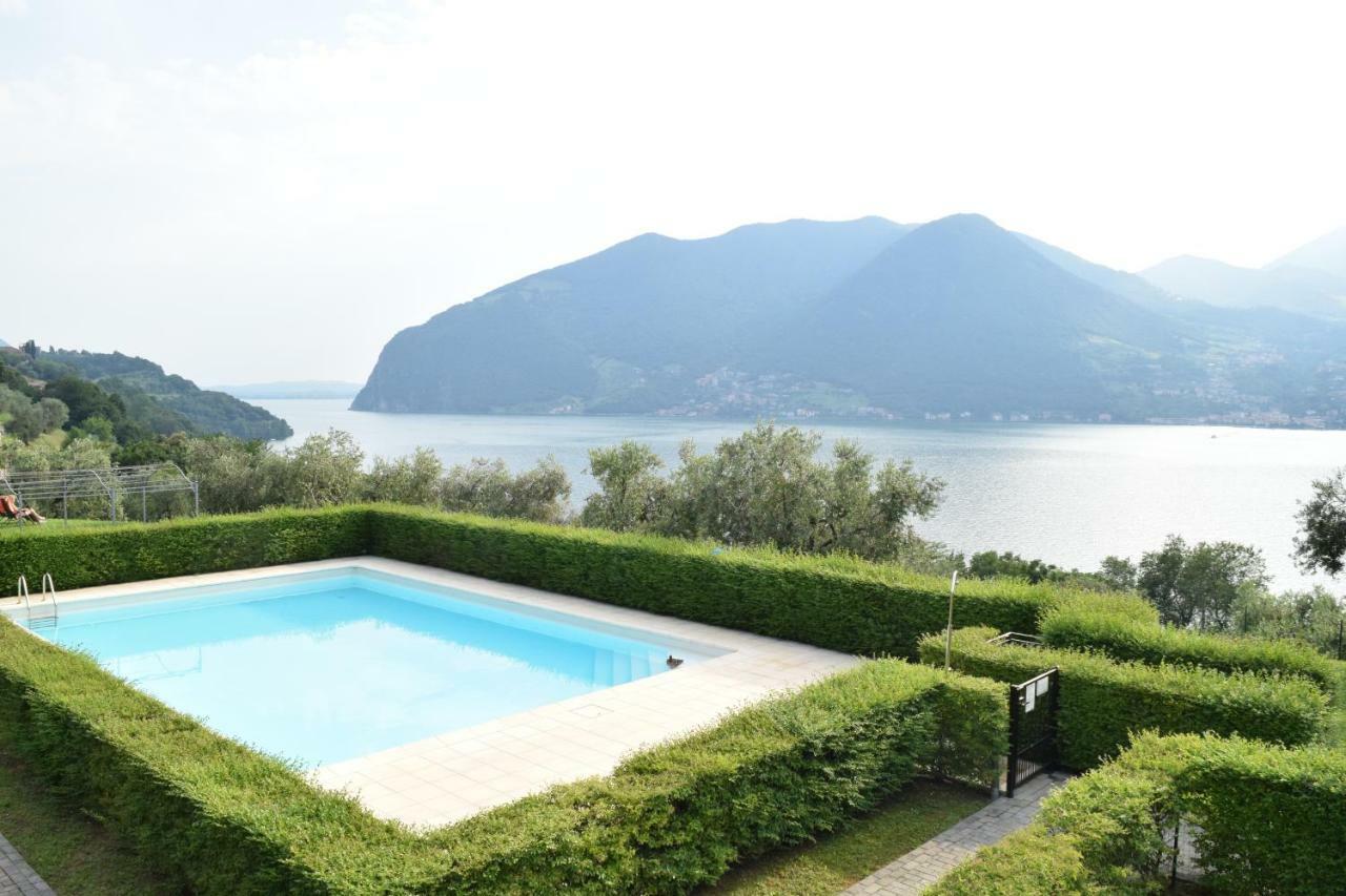 Appartamento Agnesi Monte Isola Esterno foto