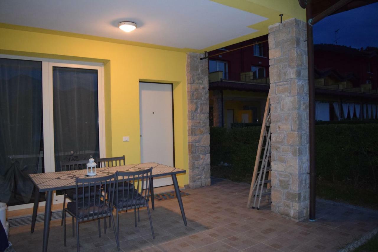 Appartamento Agnesi Monte Isola Esterno foto